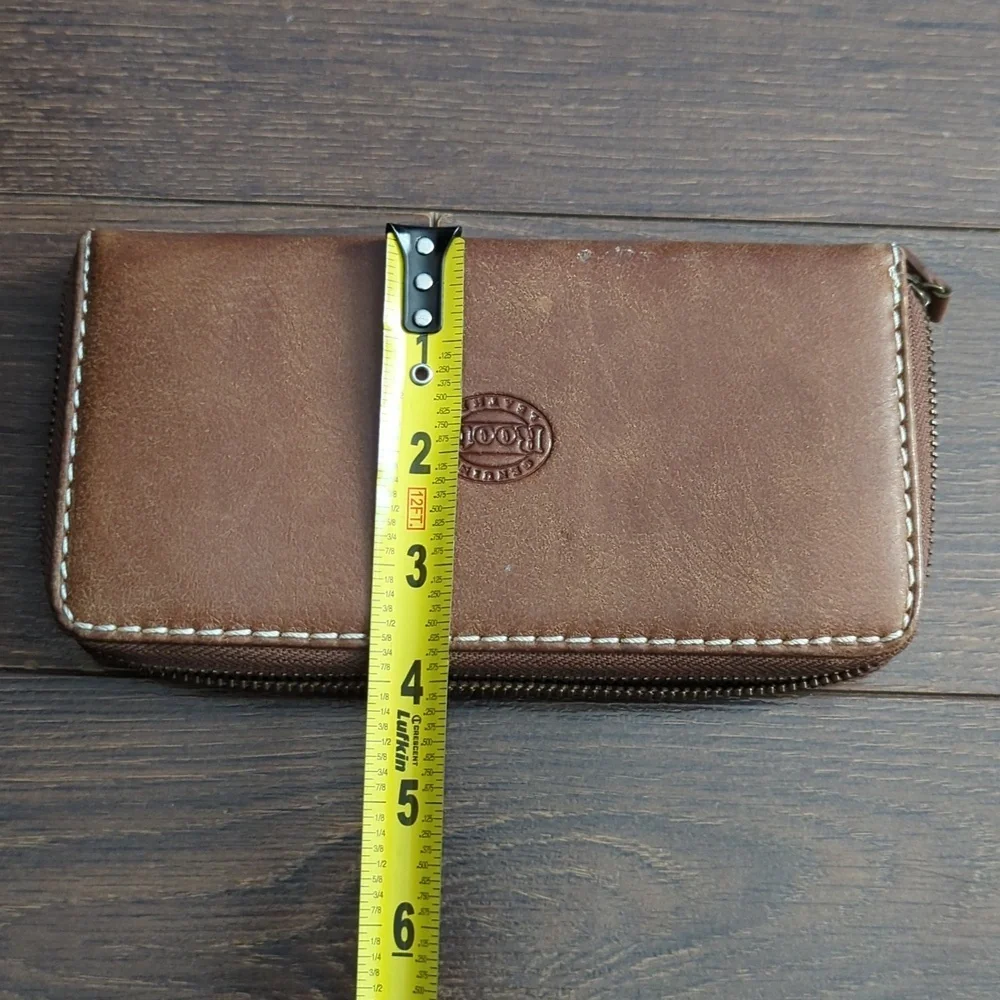 Roots Tribe Zip Around Clutch - Picture 9 of 10